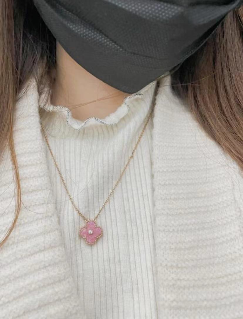 18K Pink Diamond Clover Necklace