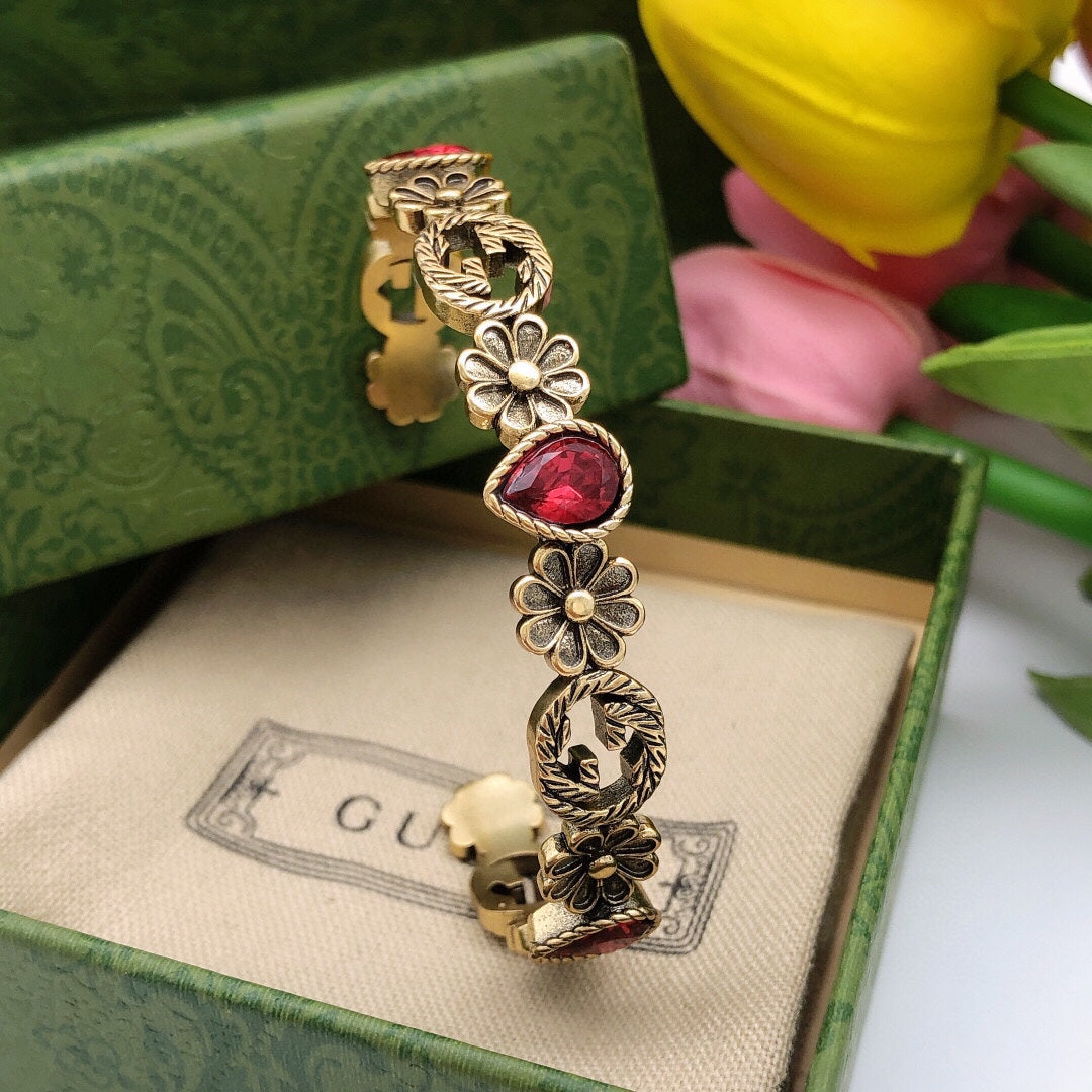 18K GG Flowers Red Crystals Open Cuff Bracelet